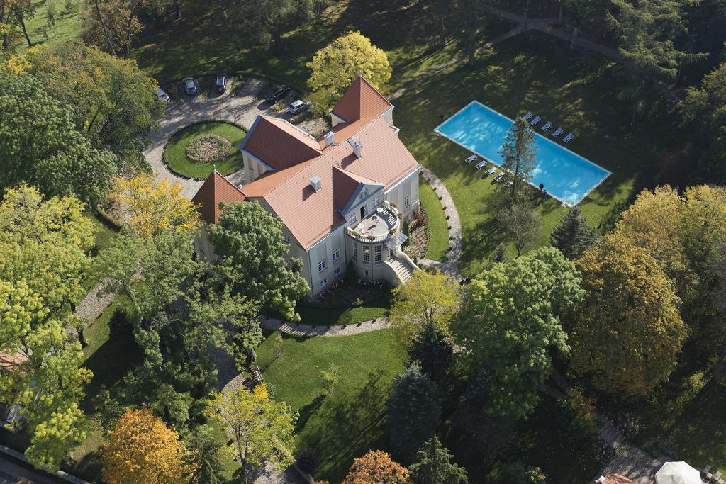 Zespol Palacowy Pacoltowo Na Wylacznosc Exterior photo